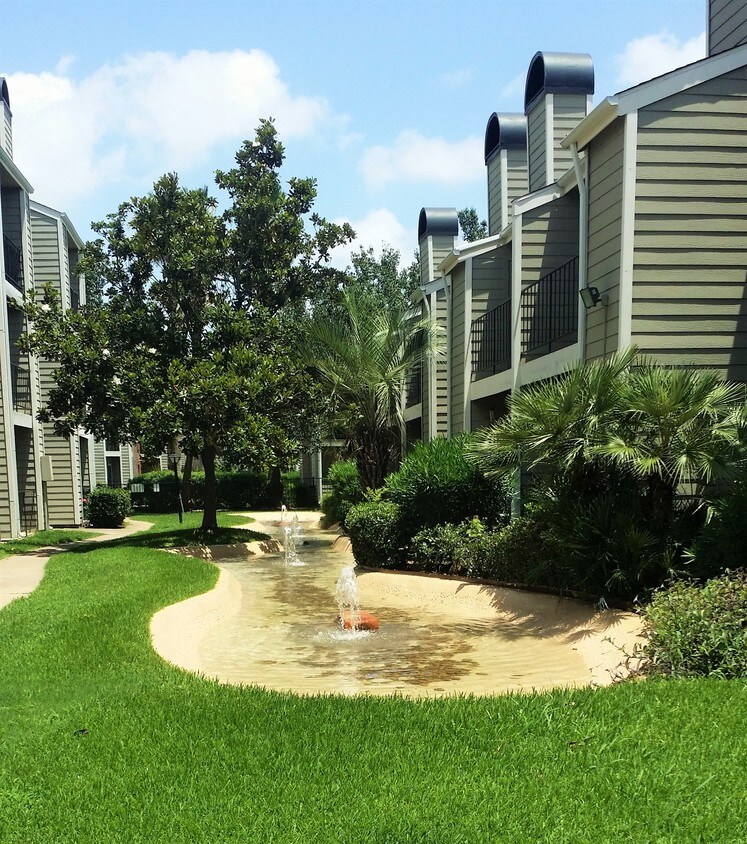 Wolf Creek Apartments Houston, TX