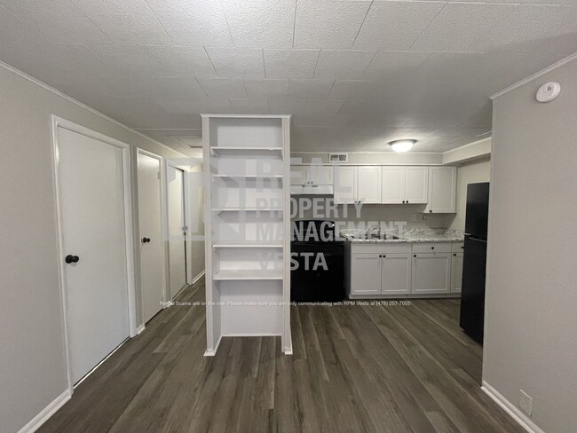 Foto del edificio - 618 Cedarwood Dr