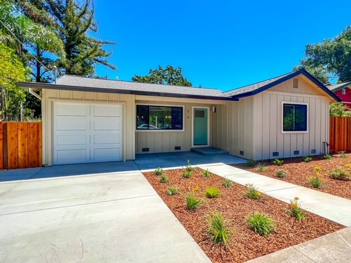 Primary Photo - Beautifully Remodeled Three Bedroom Home