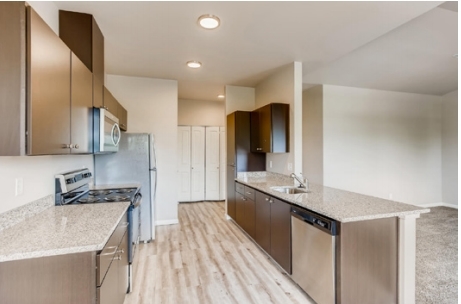 Kitchen - Hazel Hollow Apartments