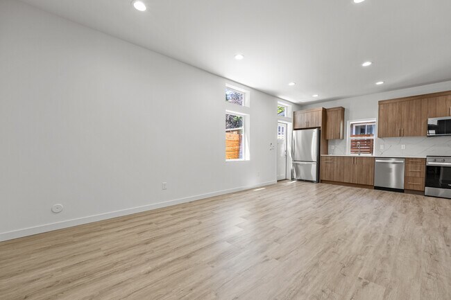 Foto del edificio - 2546 NE 143rd St