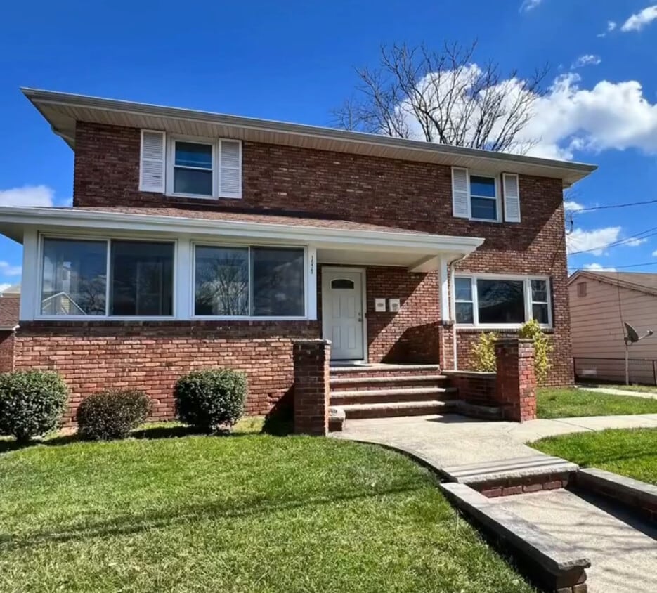 Foto principal - 1575 Lenox Pl