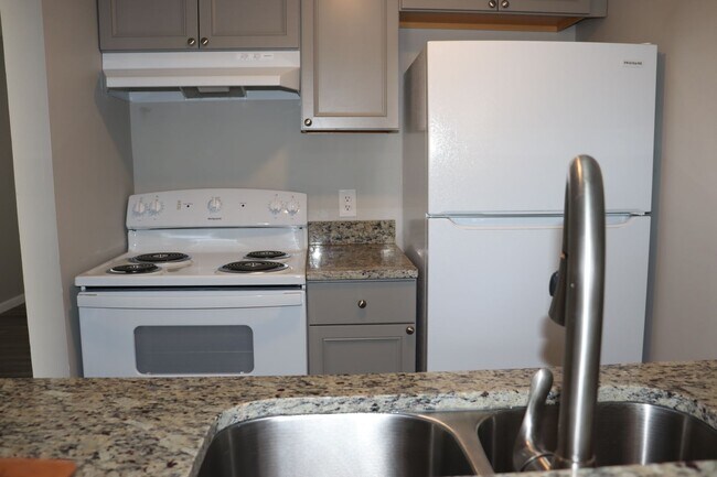 Foto del edificio - 723 Old Liberty Rd