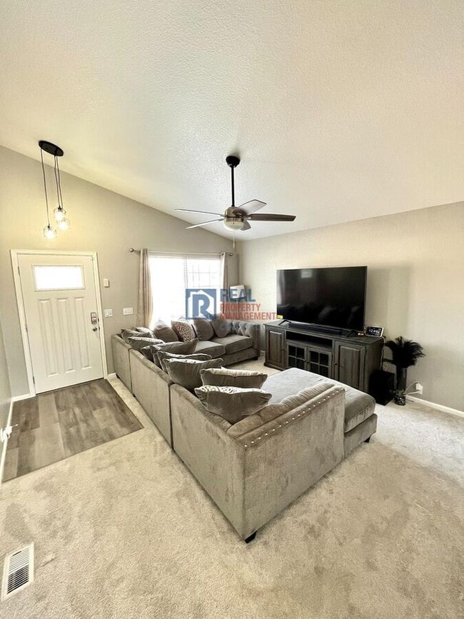 Foto del edificio - 12829 Royal Birkdale Rd