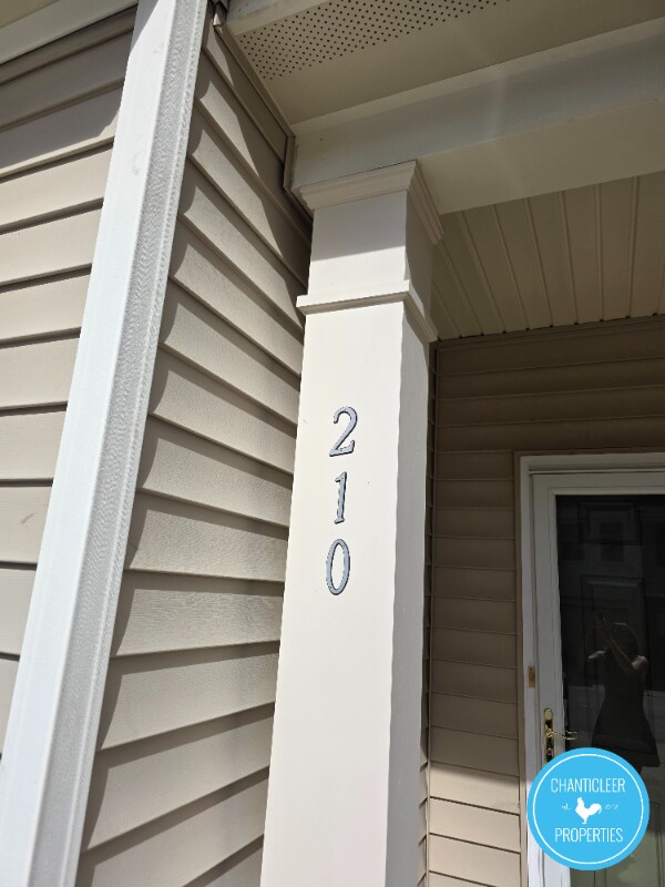 Foto del edificio - 210 Leighann Ridge Ln