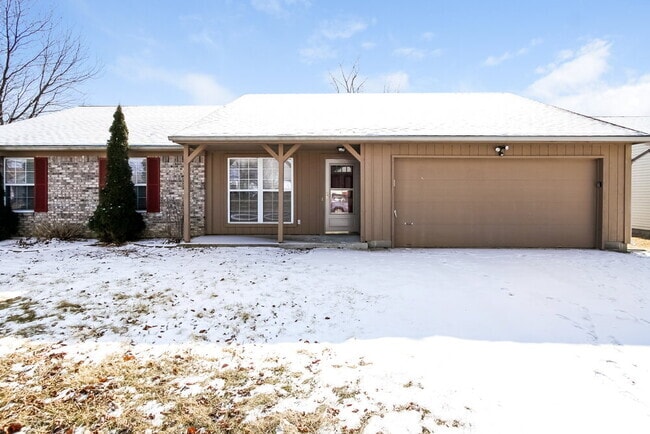 Building Photo - 6167 Connie Ct