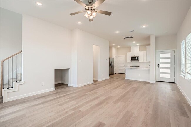 Foto del edificio - 33110 Willow Hts Ln