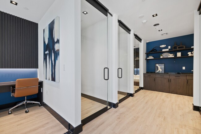 Interior Photo - The Breton