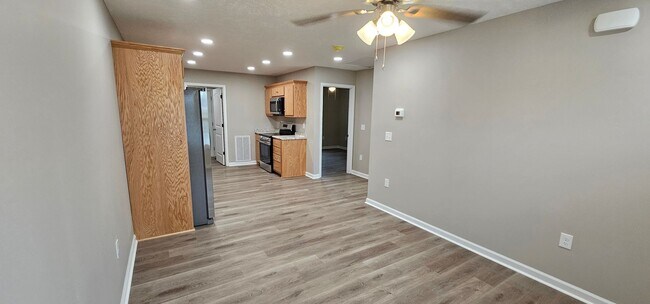 Foto del edificio - Beautiful Townhome in Central Manchester!