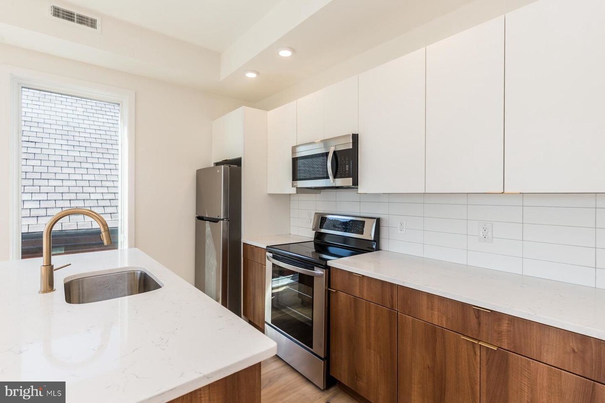 1416 Frankford Ave Unit 402, Philadelphia, PA 19125 Apartment for