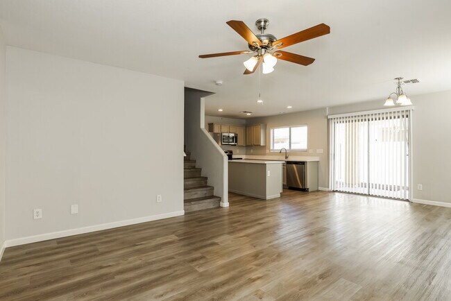 Foto del edificio - 6438 W Constance Way