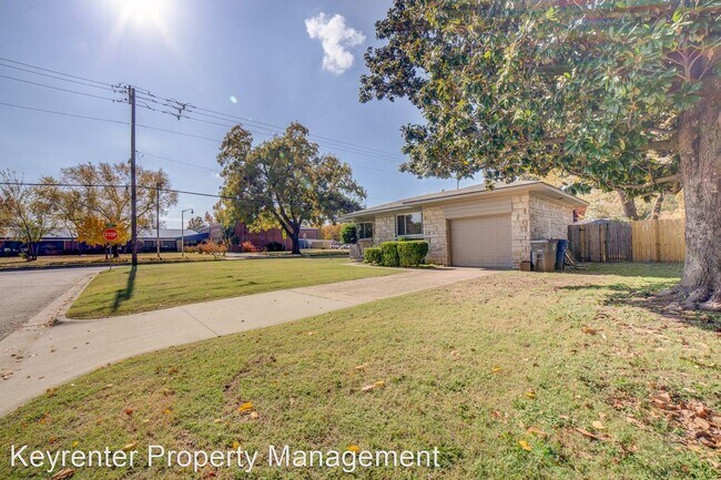 Foto del edificio - 2 br, 1 bath House - 5548 S Owasso Ave