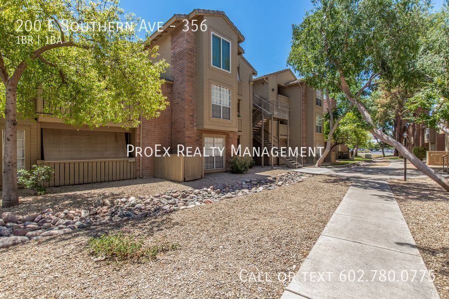 Primary Photo - Top Floor 1 Bedroom, 1 Bathroom in Tempe