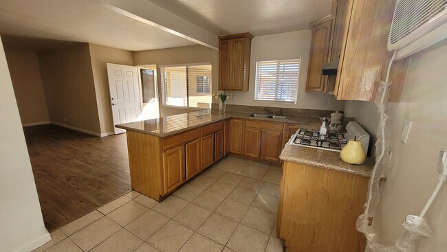Foto del edificio - 7013 Coldwater Canyon Ave
