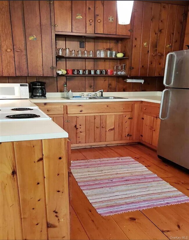 Foto del edificio - 717 Spring Lake Rd