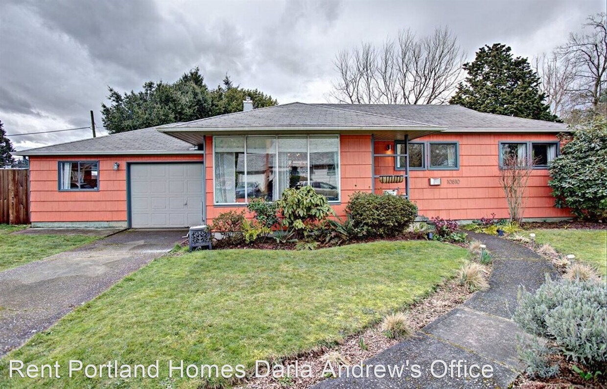 Foto principal - 3 br, 1 bath House - 10810 NE Hancock St