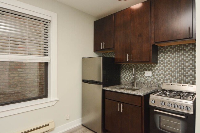 Foto del edificio - 4349 N Damen Ave