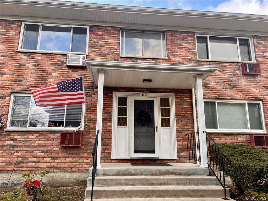 Foto principal - 810 Blooming Grove Turnpike