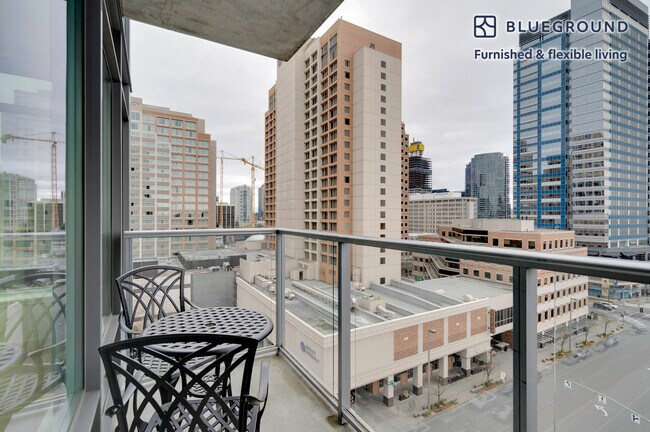 Foto del edificio - 10351 NE 10th St