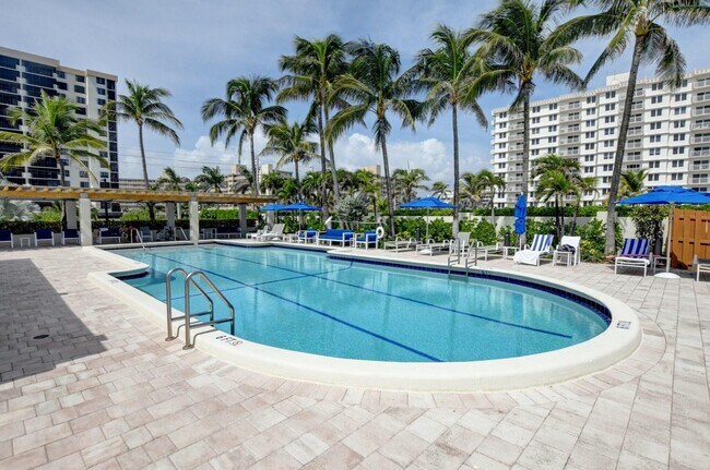 Foto del edificio - 3420 S Ocean Blvd