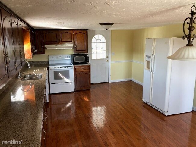 Building Photo - 2 br, 1 bath House - 1507 Austin Tracy Rd