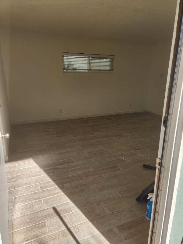 Foto del edificio - 30 Rose Ave