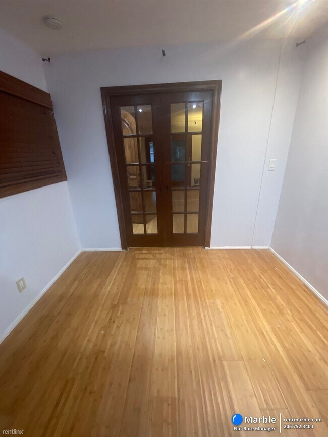 Foto del edificio - 2 br, 1 bath Townhome - 2022 Dawson Ave