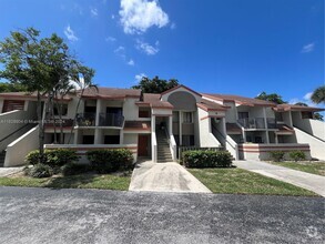 Building Photo - 5589 Courtyard Dr