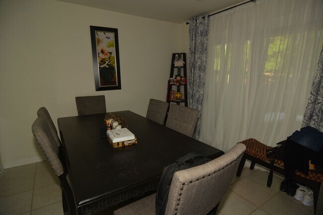 Foto del edificio - 9520 Mooregate Ct