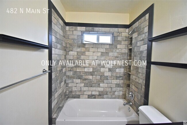 Building Photo - Gorgeous 3 Bed Kaysville Home! No Deposit ...