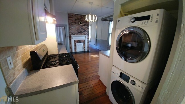 Foto del edificio - 276 Iswald St SE