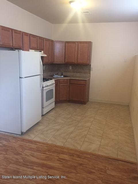 Foto del edificio - 155 Waterbury Ave