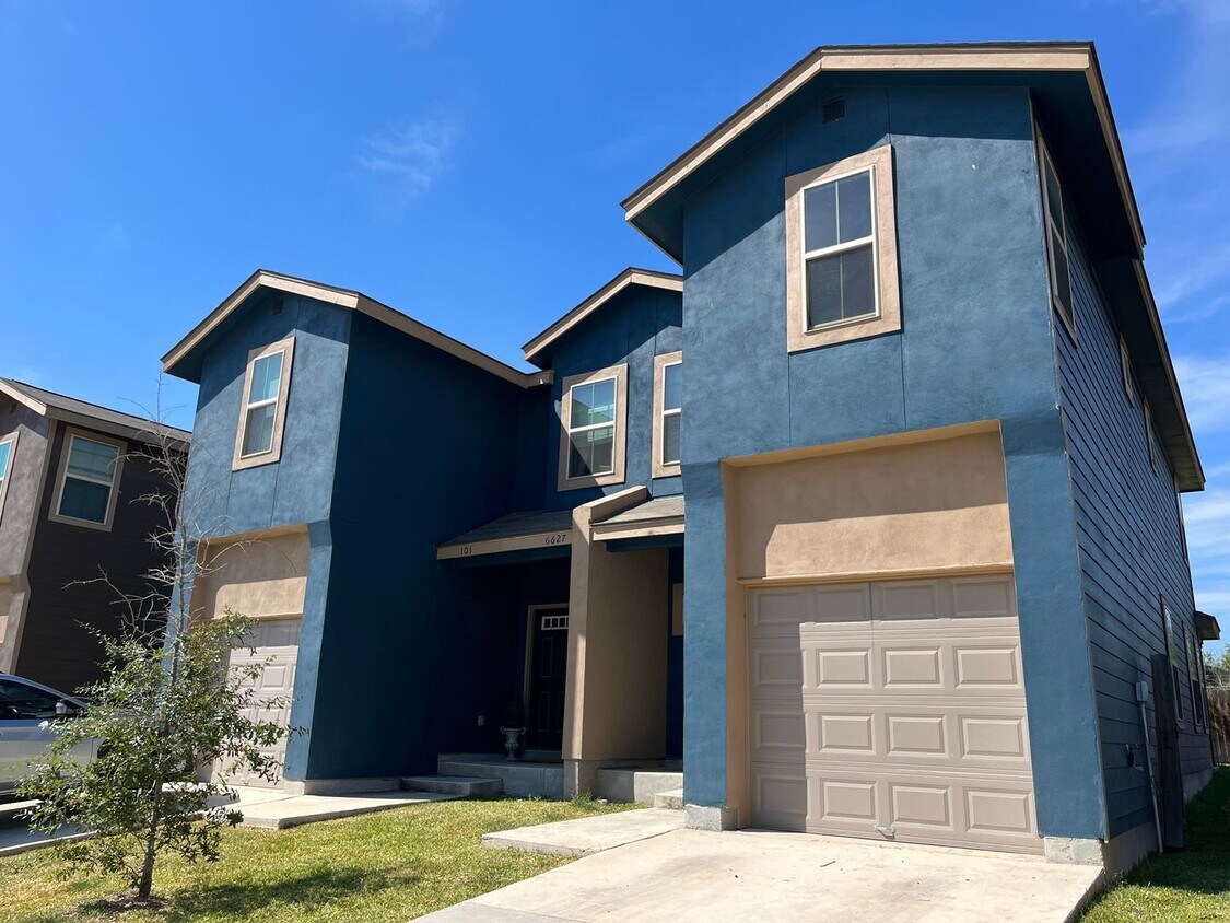Primary Photo - 6627 Mia Way #102, San Antonio, TX. 78233