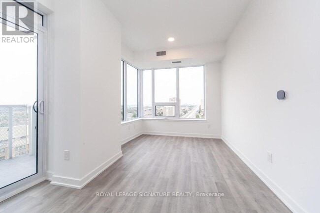 Building Photo - 5105 Hurontario St