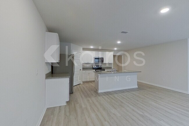 Foto del edificio - 417 Monarch Ln