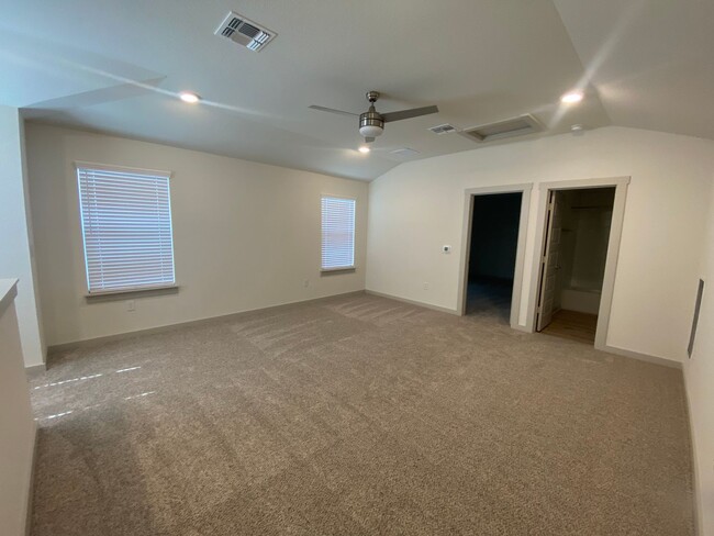 Building Photo - New Build 4 Bedroom Home