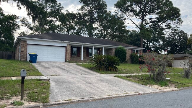 Building Photo - 3973 Chestwood Ave