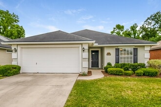 Building Photo - 12100 Hayden Lakes Cir