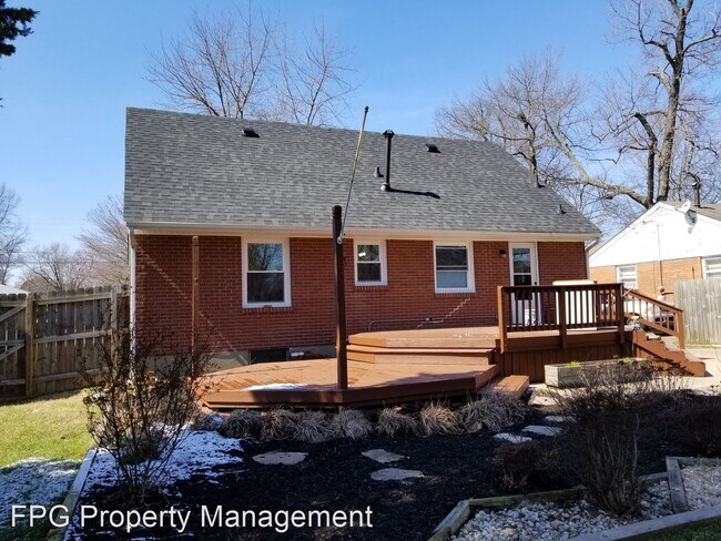 Building Photo - 4 br, 1 bath House - 7807 Carnation