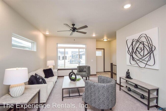 Building Photo - 5 br, 3 bath House - 7808 E Marana