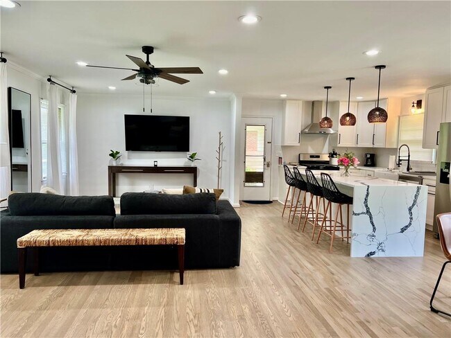 Foto del edificio - 2984 Lavista Ct