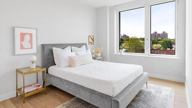 Foto del edificio - 595 Dean St