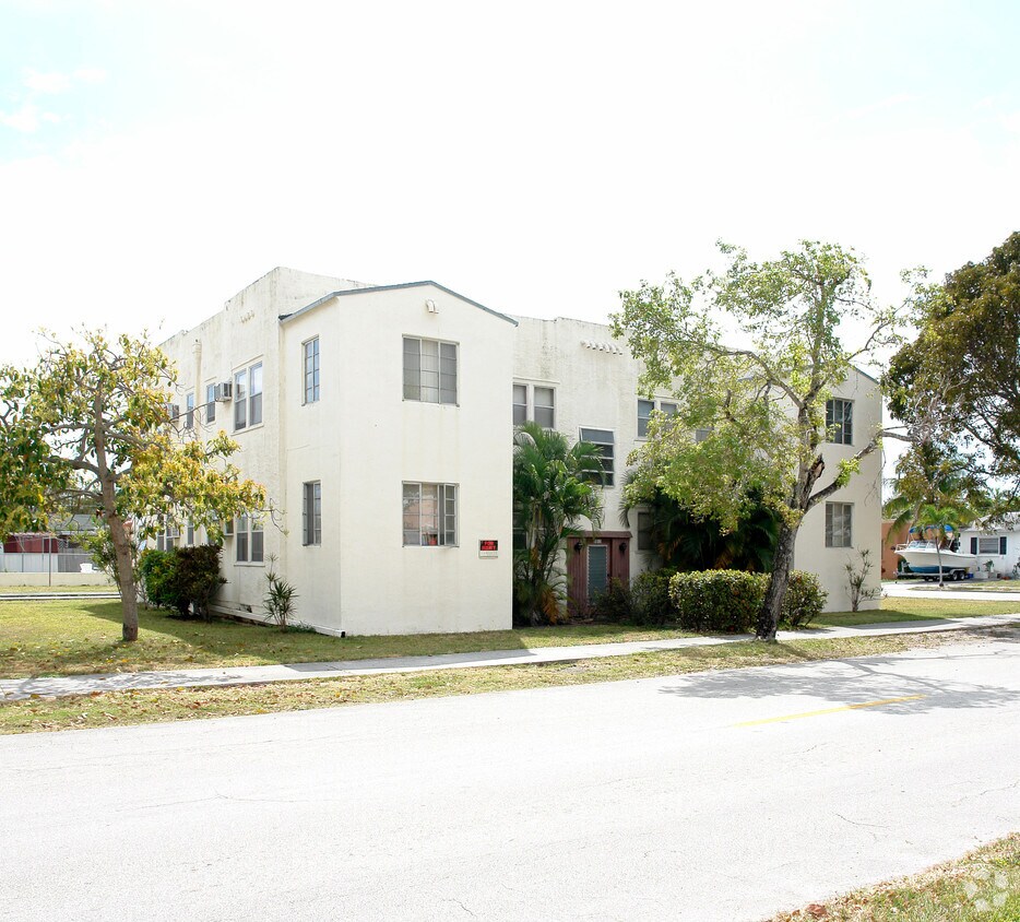 Primary Photo - 1015 S 17th Ave