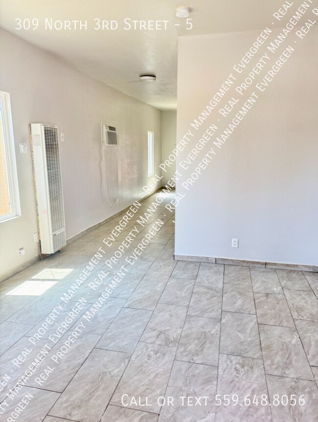 Foto del edificio - 309 N 3rd St
