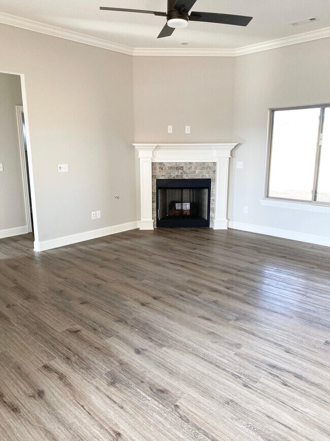 Foto del edificio - 551 Captain Stockton St