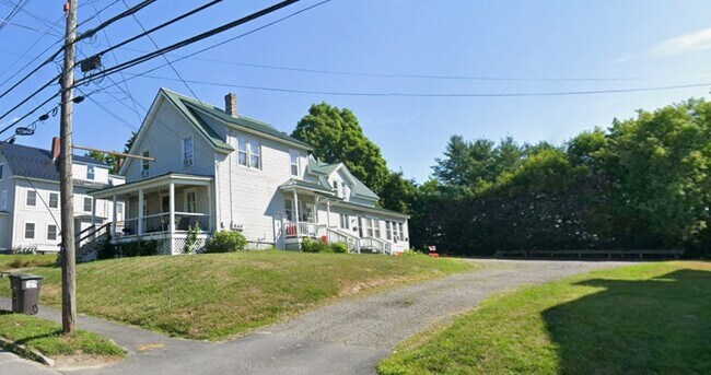 Building Photo - 269 Main St