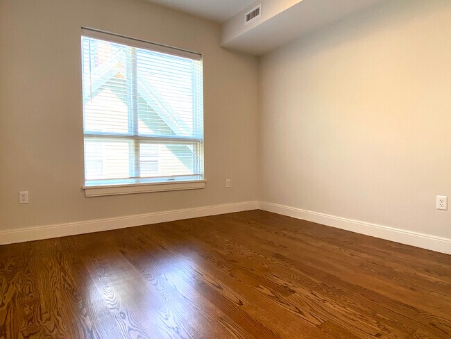 Foto del edificio - 3 Everett Ct