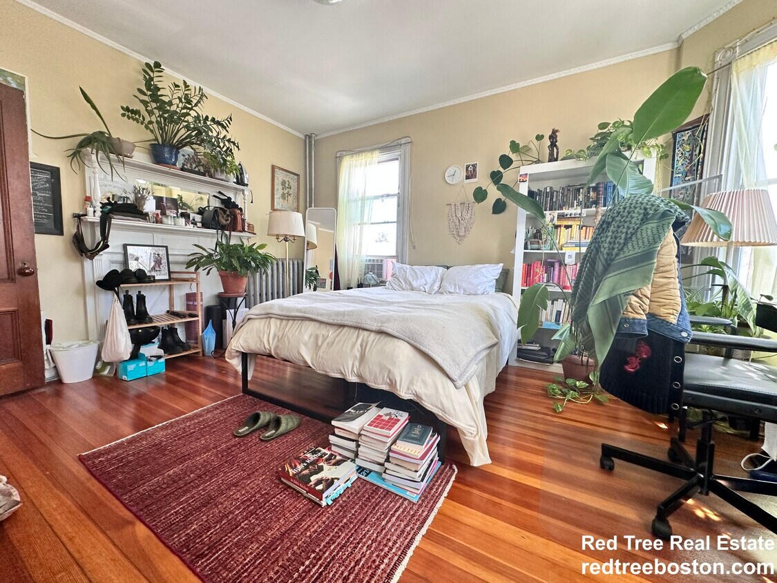 Foto principal - 4 Montcalm Ave