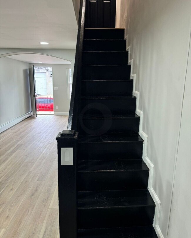 Foto del edificio - 739 Bingaman St