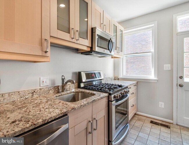Foto del edificio - 3254 Q St NW